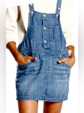 Levis Jeans Women’s Blue Denim Skirtall Size Medium Overall Dress Mini Skirt